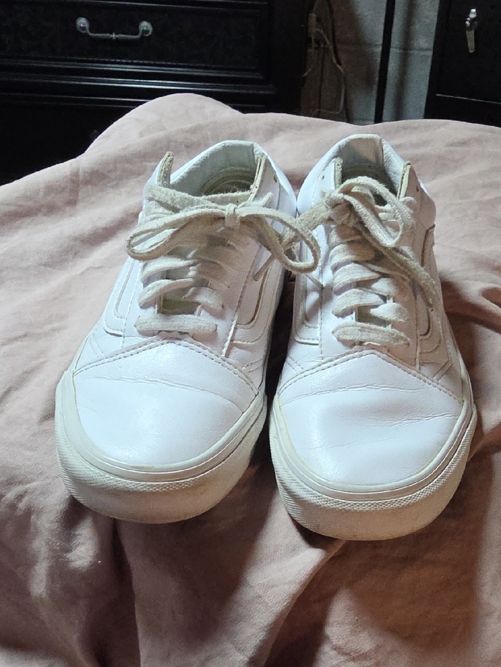 Vans - Picture 2 of 4